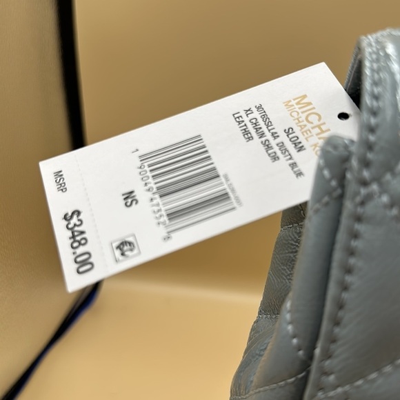 NWT Michael Kors Sloan bag approx 11 wide and 9 inches tall. Dusty blue - Picture 2 of 11